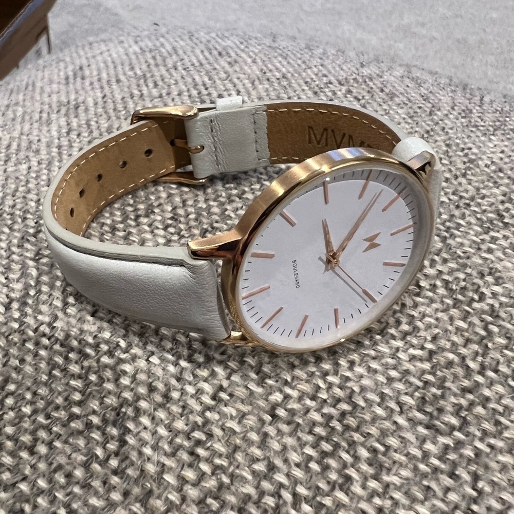 MVMT Watch rose gold and grey band - Picture 5 of 5